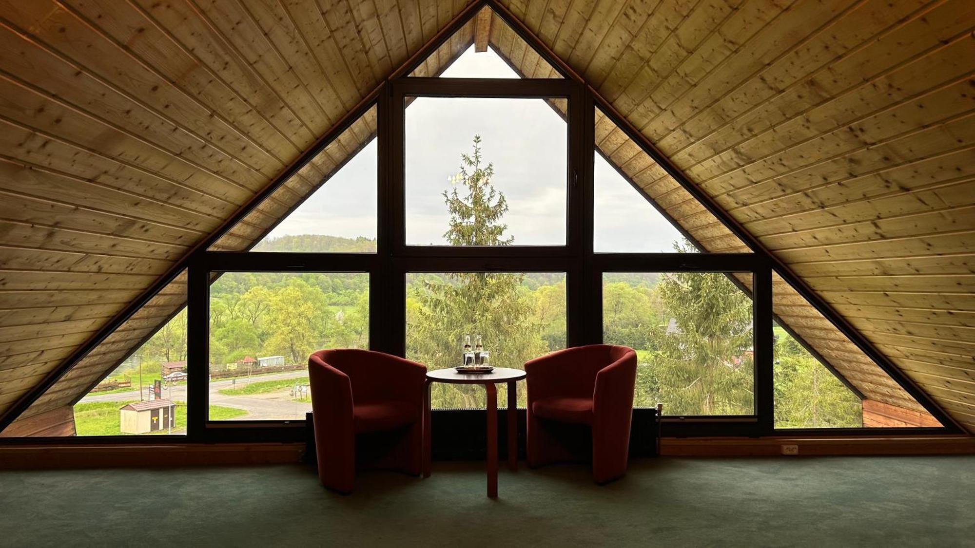 Hotel Salamandra Hoczew Екстериор снимка